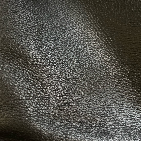 GUCCI Soho Large Black Pebble Leather Clutch - Picture 12 of 15